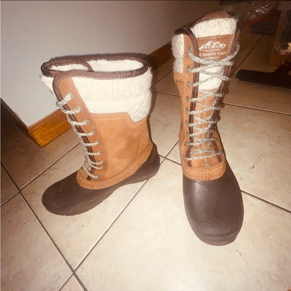 New The North Face Shellista II Mid Boots Women’s Sweater Boots size 8.5 - Picture 3 of 6